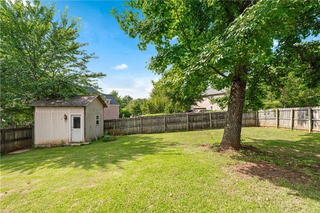 877 Dunlin Fields Drive, Lawrenceville, GA 30044