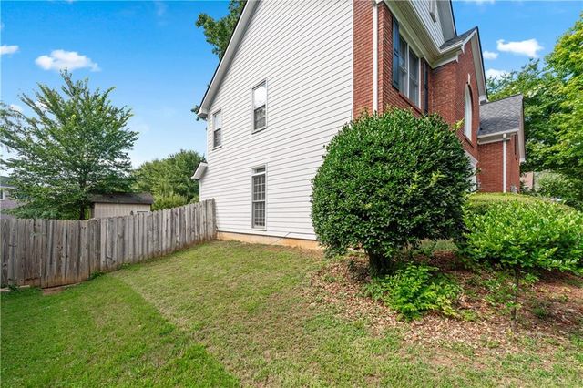 877 Dunlin Fields Drive, Lawrenceville, GA 30044