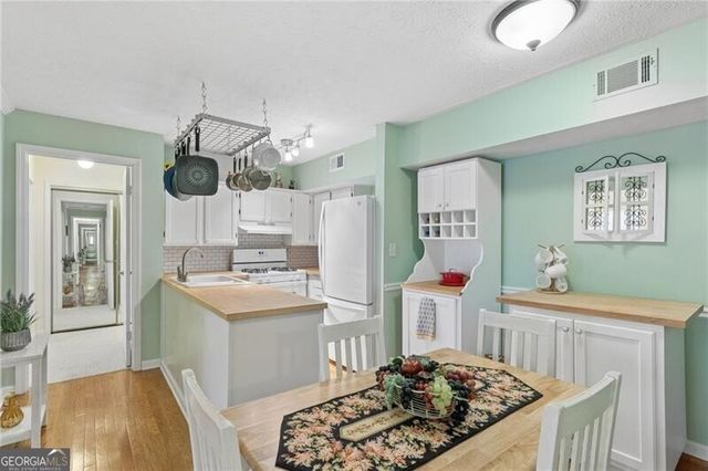 2046 Brian Way, Decatur, GA 30033