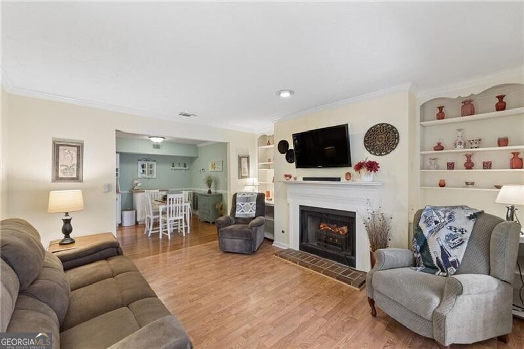 2046 Brian Way, Decatur, GA 30033