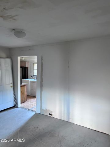 449 S EAST Street, Globe, AZ 85501