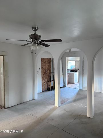 449 S EAST Street, Globe, AZ 85501