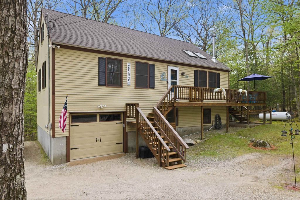 115 Wintersport Street, Moultonborough, NH 03254