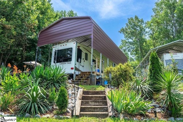 208 Reston Way, Westminster, SC 29693