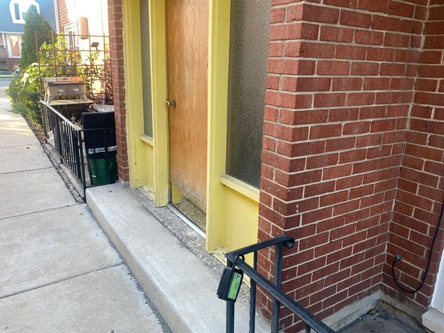 3553 N Neenah Avenue 201, Chicago, IL 60634