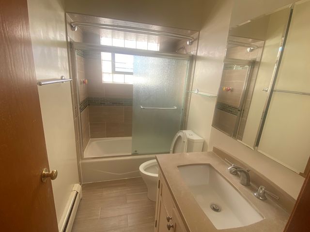 3553 N Neenah Avenue 201, Chicago, IL 60634