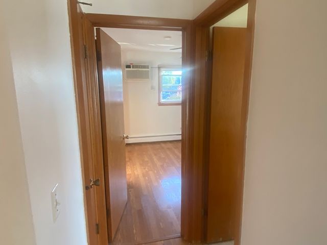 3553 N Neenah Avenue 201, Chicago, IL 60634