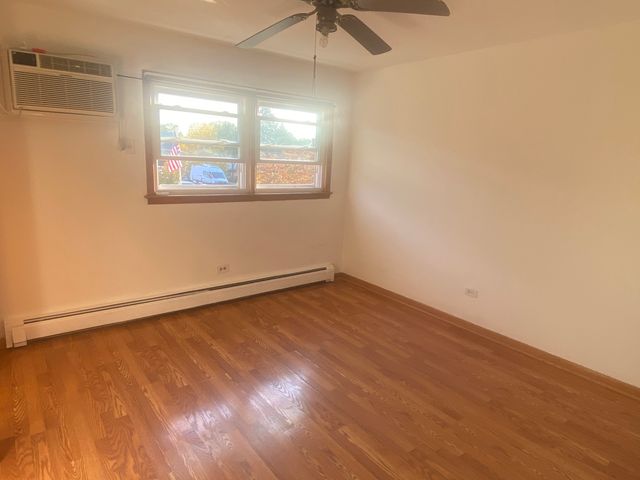 3553 N Neenah Avenue 201, Chicago, IL 60634