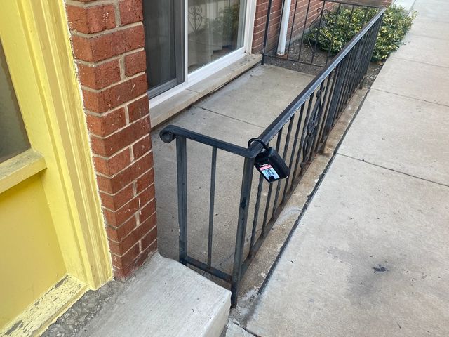 3553 N Neenah Avenue 201, Chicago, IL 60634