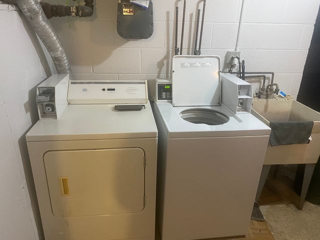 3553 N Neenah Avenue 201, Chicago, IL 60634