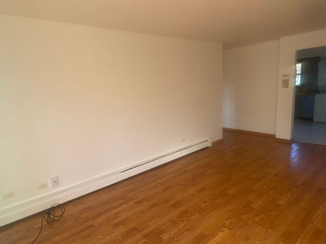 3553 N Neenah Avenue 201, Chicago, IL 60634