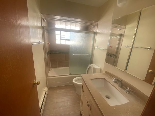 3553 N Neenah Avenue 201, Chicago, IL 60634