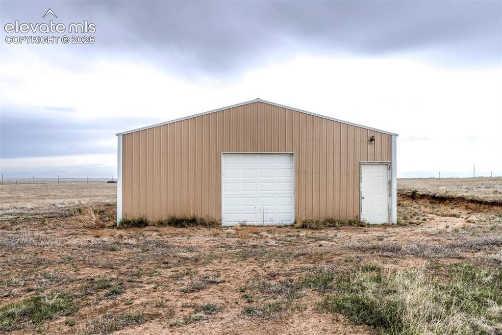 33455 Fossinger Road, Yoder, CO 80864 — exterior