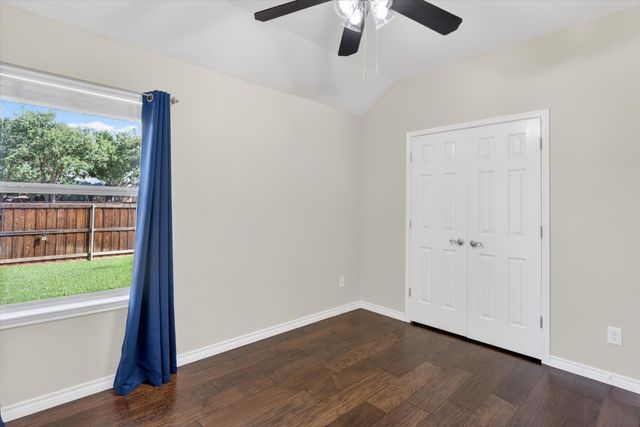 15469 Landing Creek Lane, Fort Worth, TX 76262