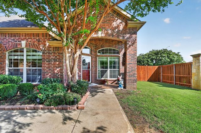 15469 Landing Creek Lane, Fort Worth, TX 76262