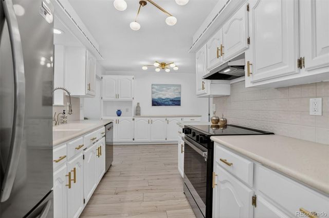 2143 S Yukon Street, Lakewood, CO 80227