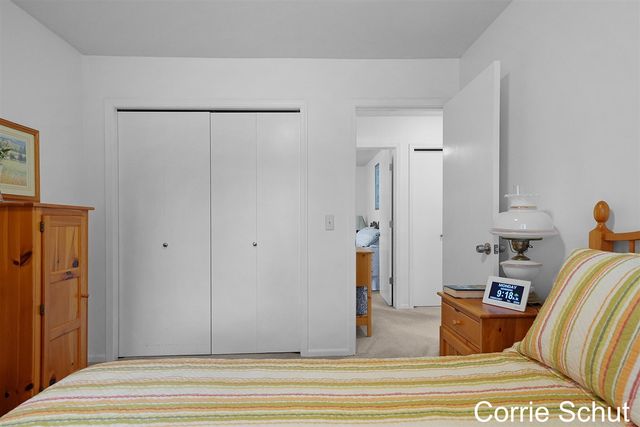 3240 Arrowhead Arms Court, Grandville, MI 49418