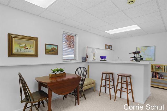 3240 Arrowhead Arms Court, Grandville, MI 49418