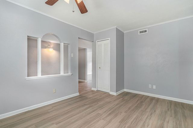 1822 Chamberlain Drive, Carrollton, TX 75007