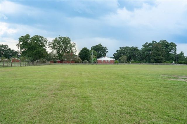 12761 Gaston Loop Road, Grand Bay, AL 36541