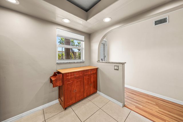 2615 NE 1st Court 203, Boynton Beach, FL 33435