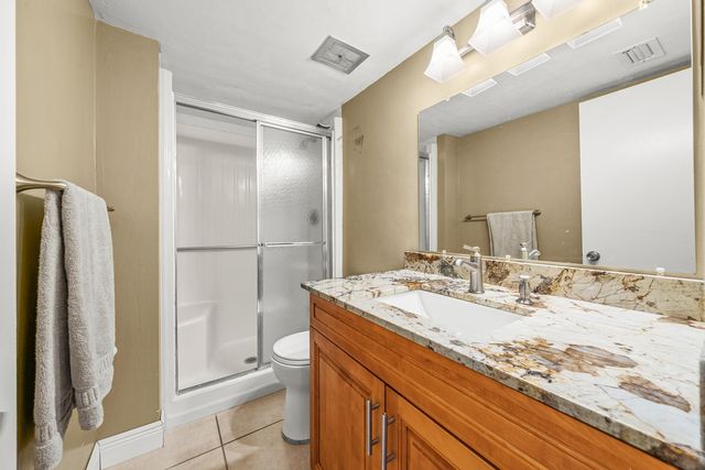 2615 NE 1st Court 203, Boynton Beach, FL 33435