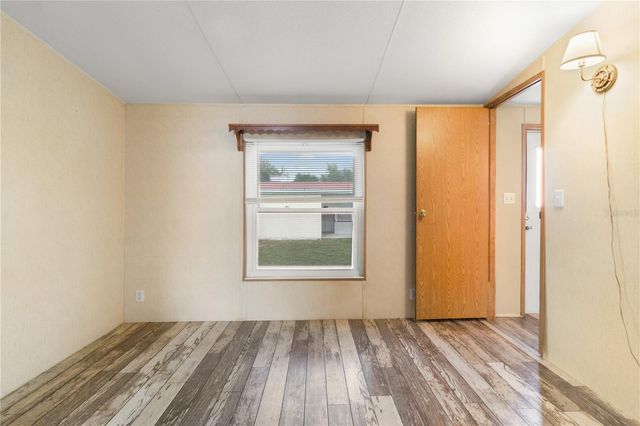 1371 NW 12TH LANE, Lake Panasoffkee, FL 33538