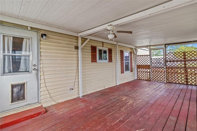 1371 NW 12TH LANE, Lake Panasoffkee, FL 33538