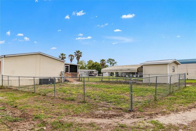 1371 NW 12TH LANE, Lake Panasoffkee, FL 33538