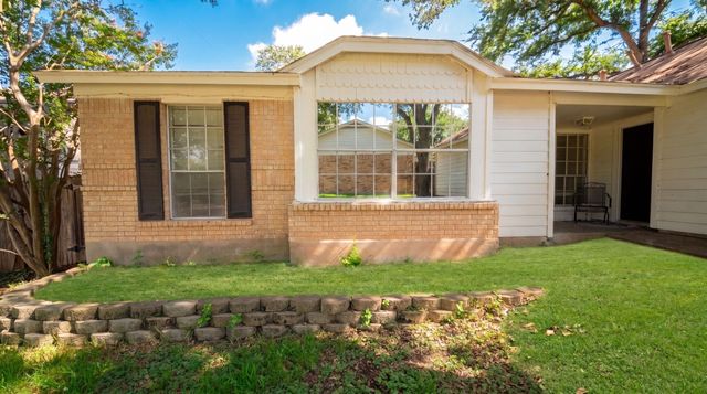 12002 Arrowwood DR A, Austin, TX 78727