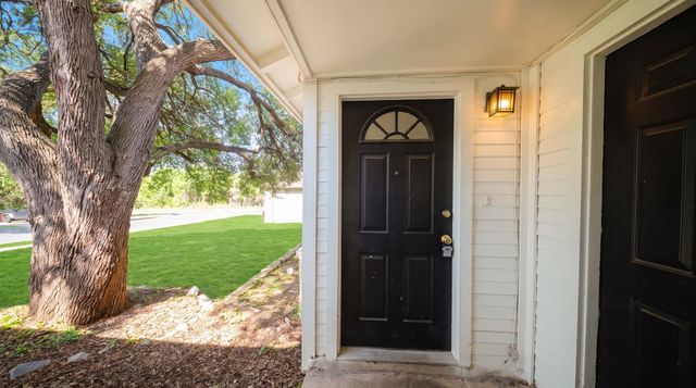 12002 Arrowwood DR A, Austin, TX 78727