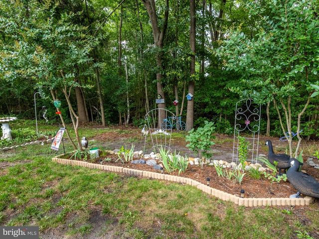 41 SHERWOOD PL, Southampton, NJ 08088