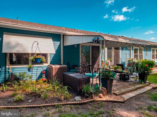 41 SHERWOOD PL, Southampton, NJ 08088