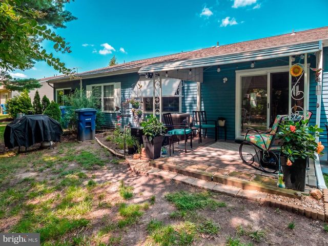 41 SHERWOOD PL, Southampton, NJ 08088