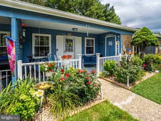 41 SHERWOOD PL, Southampton, NJ 08088