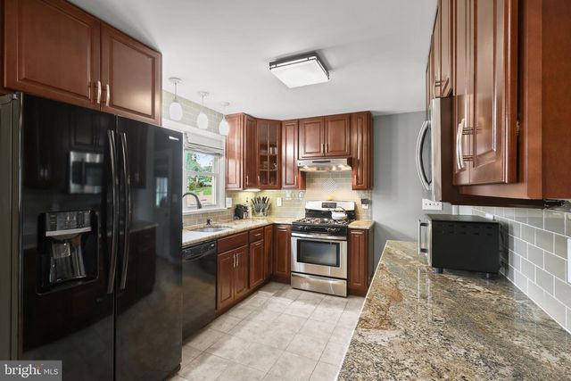4310 BRITTANY DR, Ellicott City, MD 21043