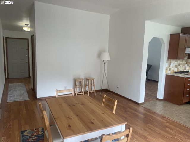 374 WARNER PARROTT Rd, Oregon City, OR 97045