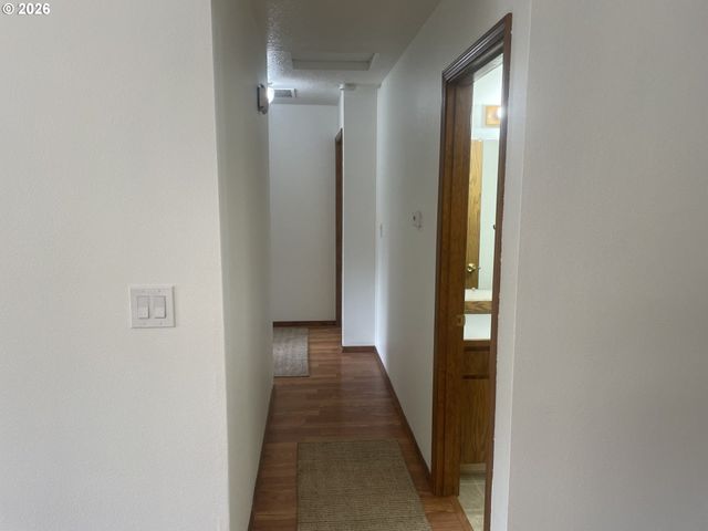 374 WARNER PARROTT Rd, Oregon City, OR 97045