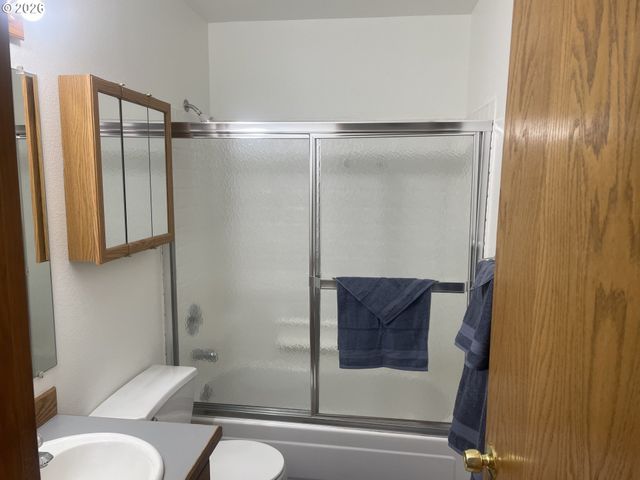 374 WARNER PARROTT Rd, Oregon City, OR 97045
