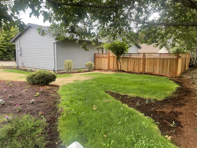 374 WARNER PARROTT Rd, Oregon City, OR 97045