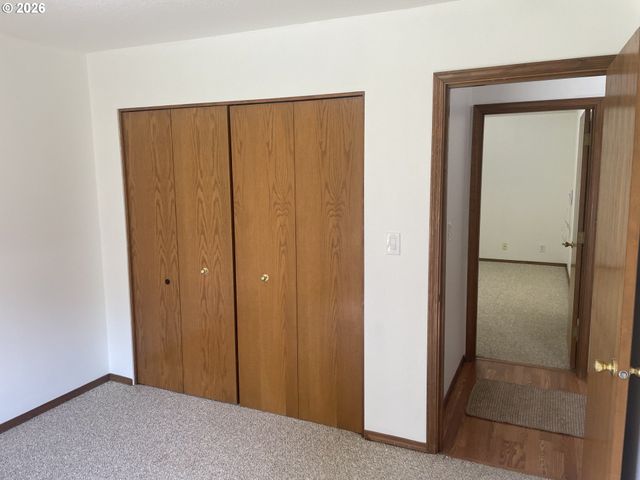 374 WARNER PARROTT Rd, Oregon City, OR 97045