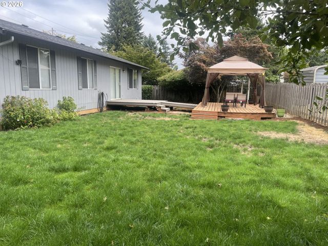 374 WARNER PARROTT Rd, Oregon City, OR 97045