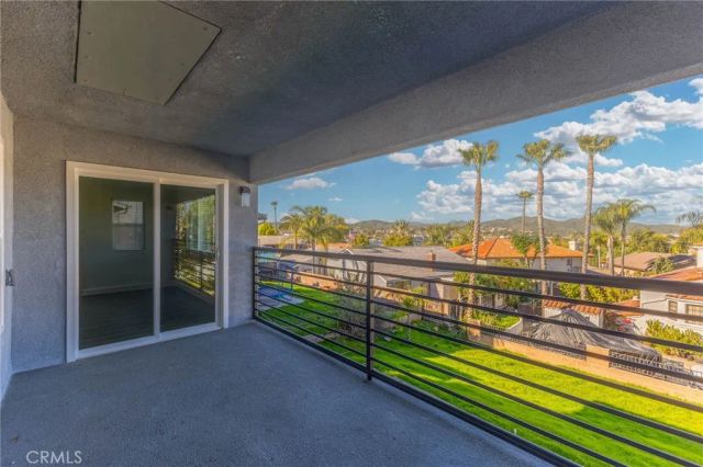 22552 Canyon Club, Canyon Lake, CA 92587