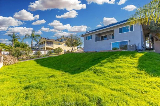 22552 Canyon Club, Canyon Lake, CA 92587