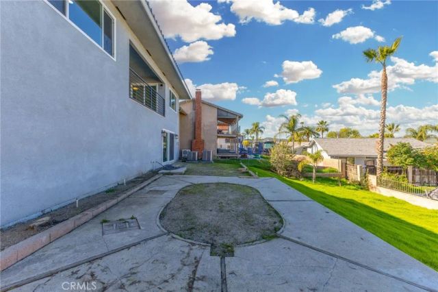 22552 Canyon Club, Canyon Lake, CA 92587