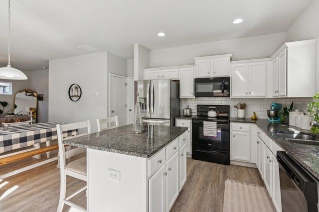 566 Skye Drive, Commerce, GA 30529