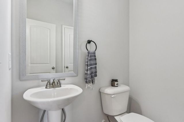 566 Skye Drive, Commerce, GA 30529