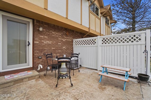 5662 Tibaron Lane, B, Toledo, OH 43615