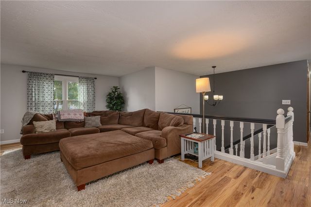 1639 Horizon Drive, Louisville, OH 44641