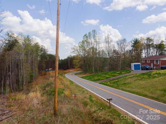 3824 Piedmont Road, Morganton, NC 28655
